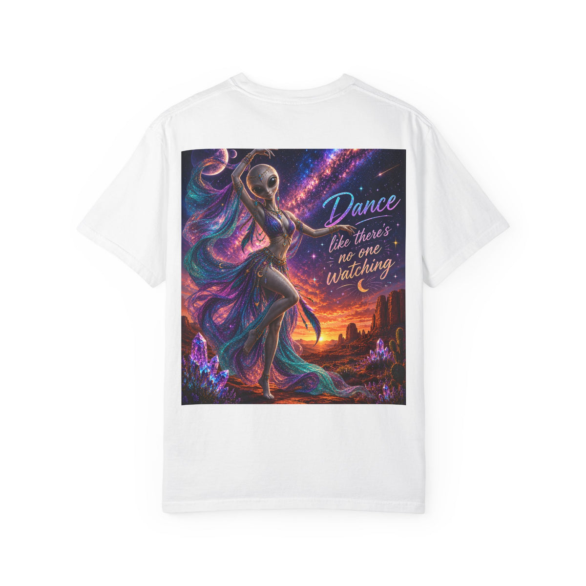 Alien Graphic T-Shirt | Dance Like No One’s Watching